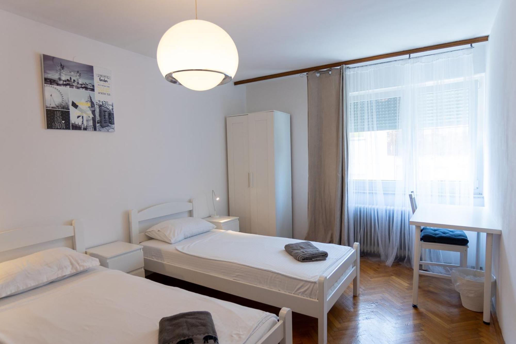 Emona Guesthouse Любляна Екстер'єр фото