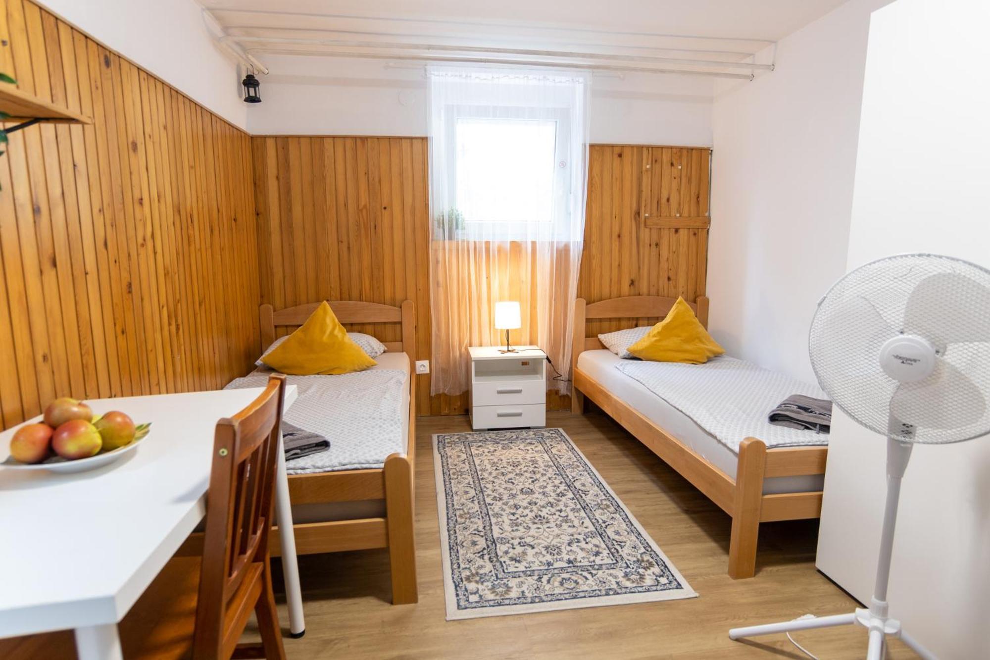 Emona Guesthouse Любляна Екстер'єр фото